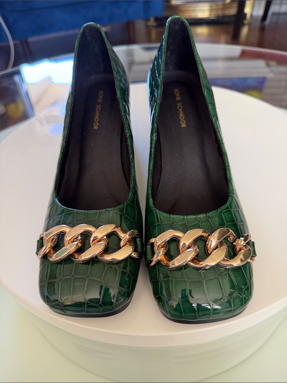 Sofie Schnoor Green Croc-Embossed Chain-Trim Women's Pumps